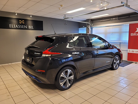 Nissan Leaf 5 of 5