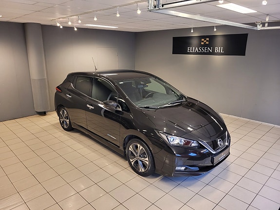 Nissan Leaf 2 of 5