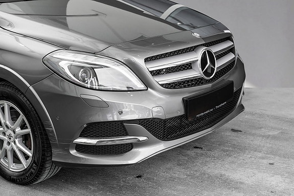 Mercedes-Benz B-Klasse 2 of 5