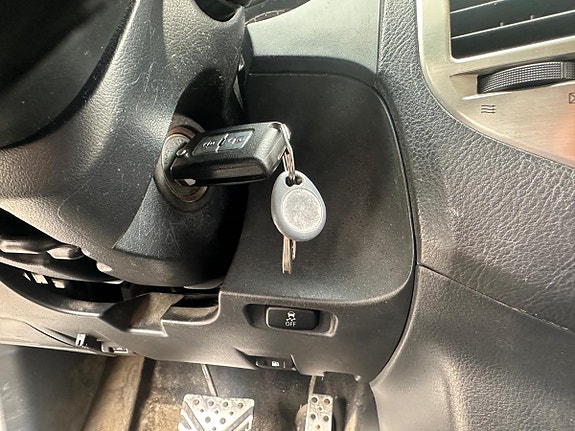 Mitsubishi Pajero 28 of 30