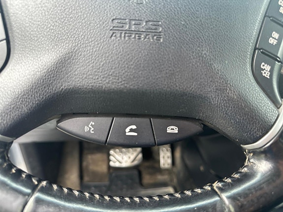 Mitsubishi Pajero 16 of 30