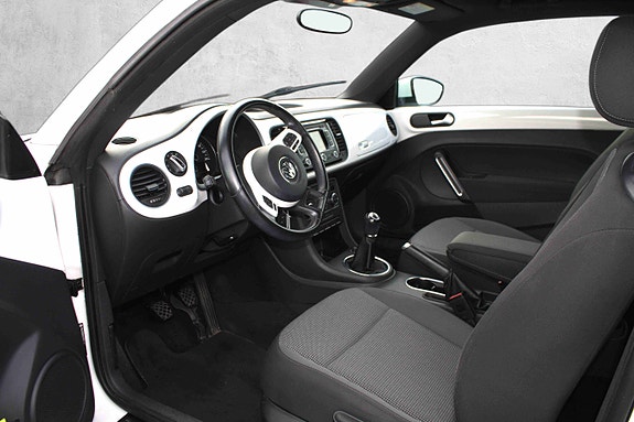 Volkswagen Beetle 14 of 29