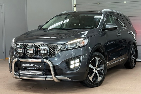 Kia Sorento 2 of 5