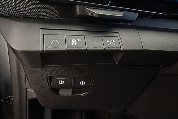 Vinglevarsler og ESP kan slås av, el. håndbrems med autohold.