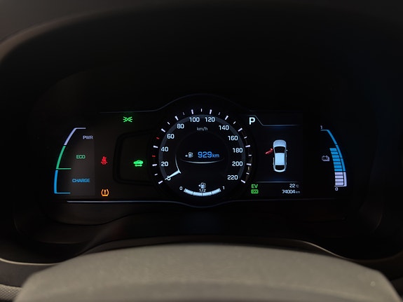 Hyundai IONIQ 20 of 30