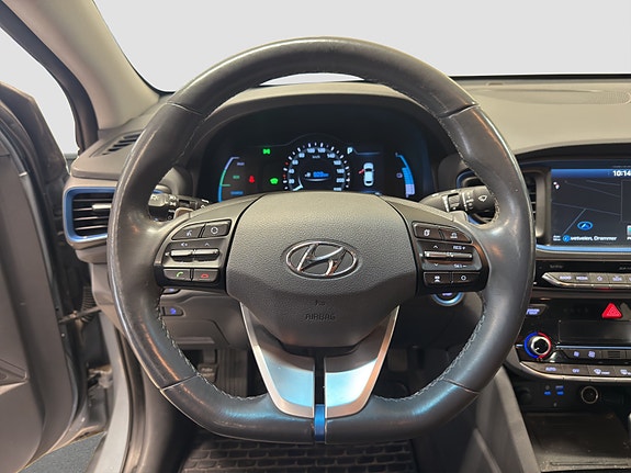 Hyundai IONIQ 22 of 30