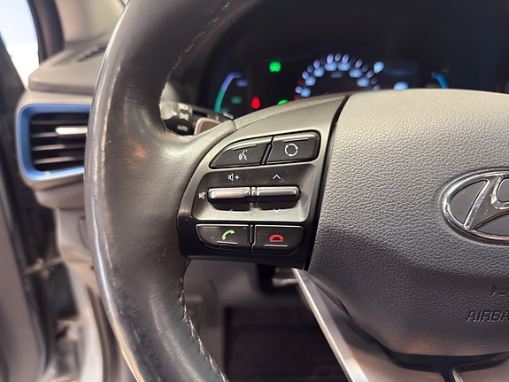 Hyundai IONIQ 19 of 30