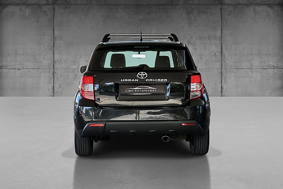 Toyota Urban Cruiser 5 of 5