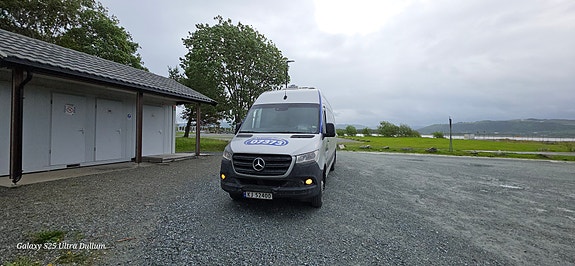 Mercedes-Benz Sprinter 2 of 5