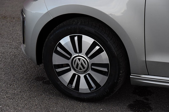 Volkswagen UP! 5 of 5
