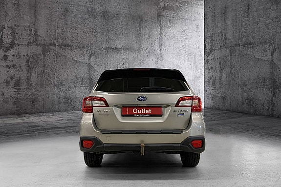 Subaru Outback 4 of 5