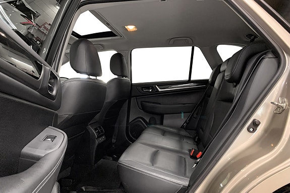 Subaru Outback 13 of 16