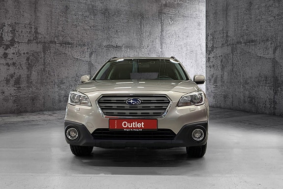 Subaru Outback 2 of 5