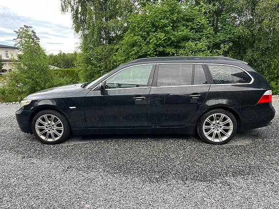 BMW 525Xi 4 of 12