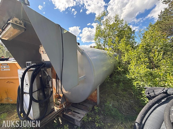Andre SB 13 m3 dieseltank med 400V Pumpestasjon 5 of 5