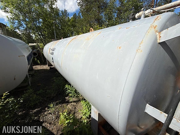 Andre SB 13 m3 dieseltank med 400V Pumpestasjon 4 of 5