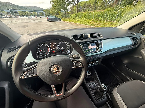Skoda Fabia 9 of 21
