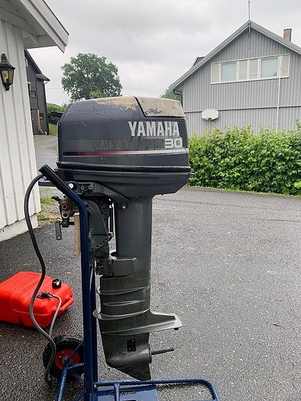 Yamaha 30 hk (lang stamme, kontrollboks/slange/bensintank) 3 of 5