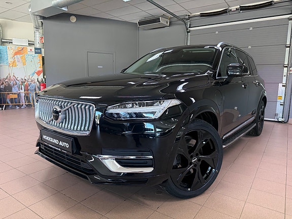 Volvo XC90 3 of 5