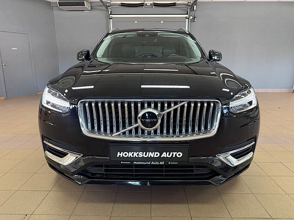 Volvo XC90 4 of 5