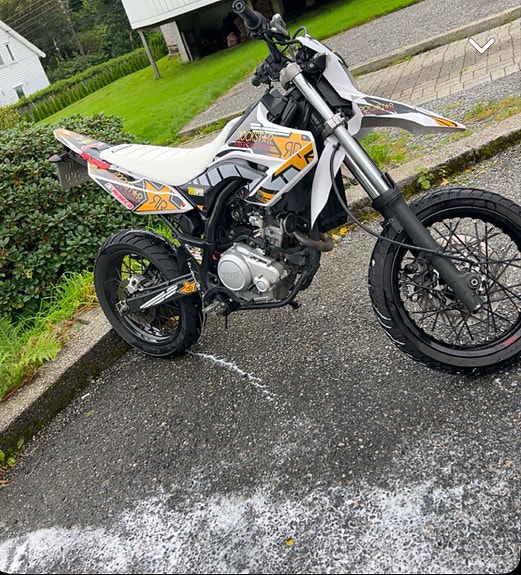 Yamaha WR 125 X 5 of 5