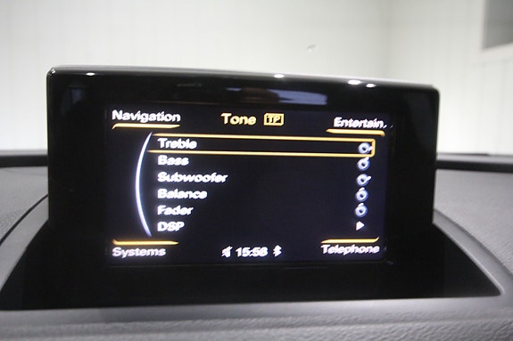 Audi Q3 24 of 30