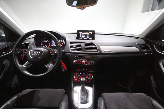 Audi Q3 16 of 30