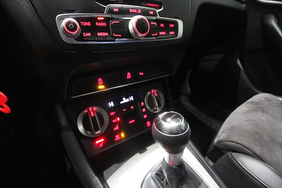 Audi Q3 20 of 30