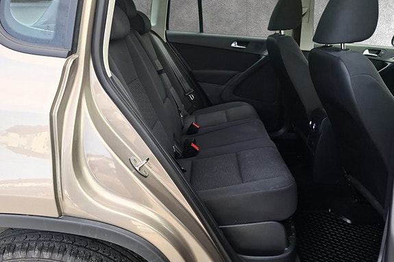 Volkswagen Tiguan 16 of 28