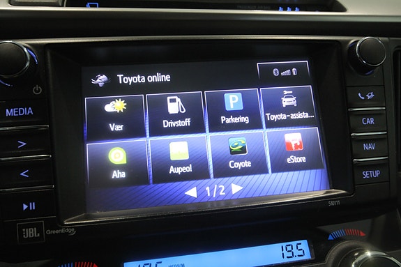 Toyota RAV4 26 of 30