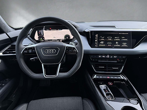 Audi e-tron GT 18 of 30