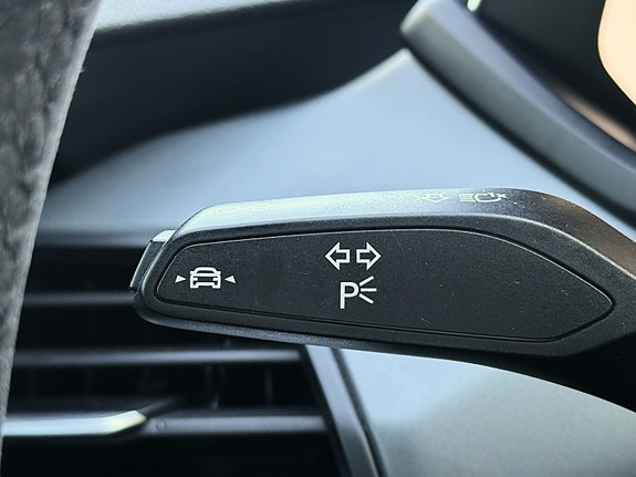 Audi e-tron GT 26 of 30