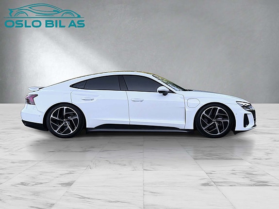 Audi e-tron GT 8 of 30