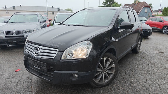 Nissan Qashqai+2 2 of 5