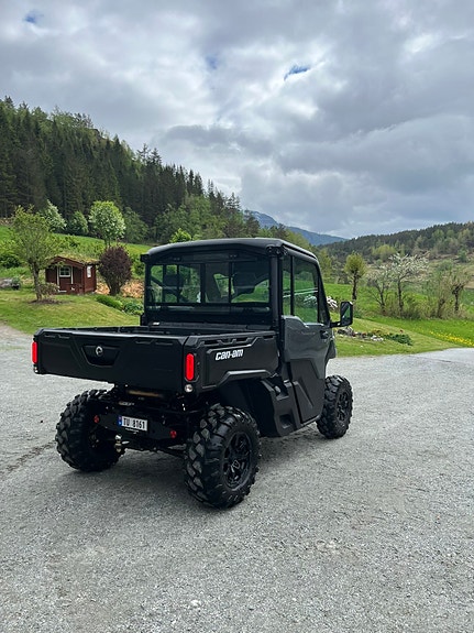 Can-Am Traxter XU HD9 3 of 5
