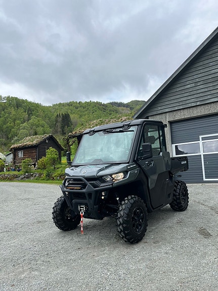 Can-Am Traxter XU HD9 2 of 5