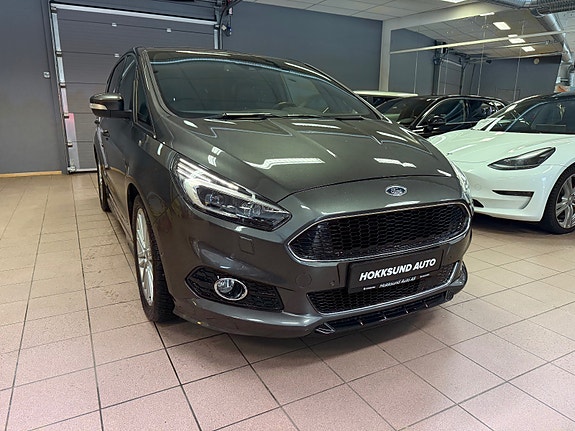 Ford S-MAX 5 of 5