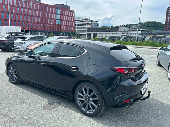 Mazda 3 5 of 5
