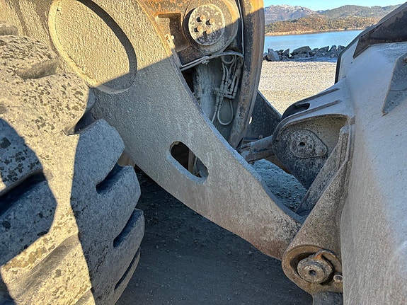 Volvo L260H 17 of 30