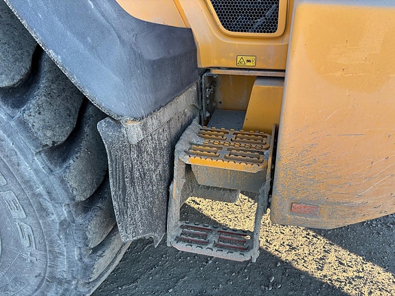 Volvo L260H 26 of 30