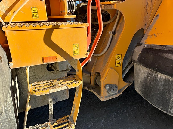 Volvo L260H 19 of 30