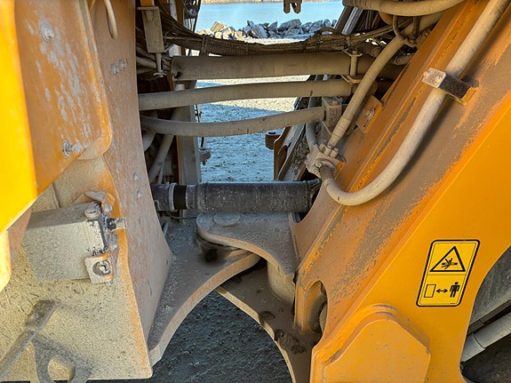 Volvo L260H 20 of 30