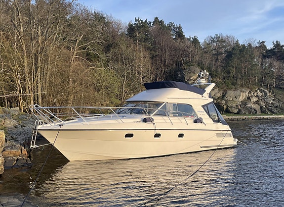 Viksund 360 St. Cruz – Meget velholdt og oppgradert familiebåt 4 of 5