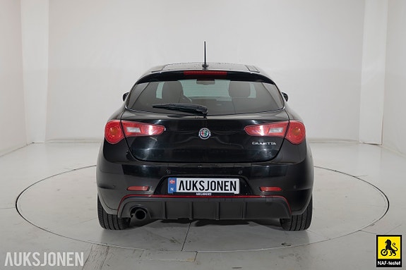 Alfa Romeo Giulietta 5 of 5