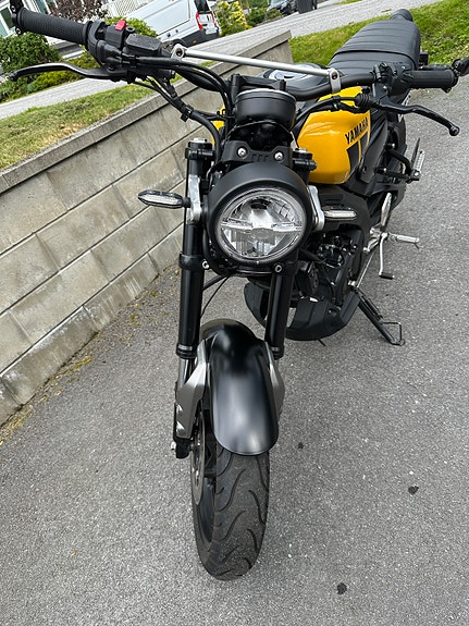 Yamaha XSR 125 12 of 18
