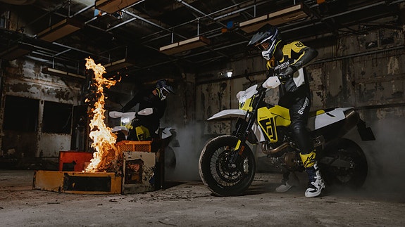 Husqvarna 701 Supermoto FACELIFT/NYHET - 3,99% rentekampanje 20 of 30