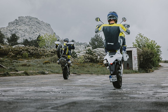 Husqvarna 701 Supermoto FACELIFT/NYHET - 3,99% rentekampanje 23 of 30