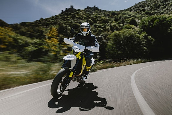 Husqvarna 701 Supermoto FACELIFT/NYHET - 3,99% rentekampanje 12 of 30