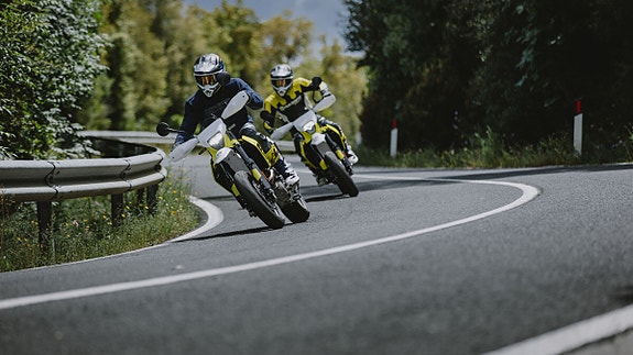 Husqvarna 701 Supermoto FACELIFT/NYHET - 3,99% rentekampanje 28 of 30