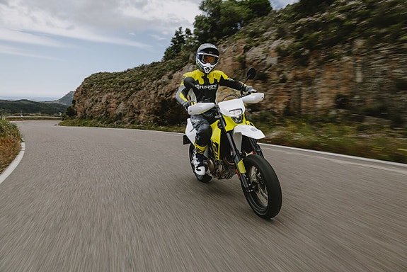 Husqvarna 701 Supermoto FACELIFT/NYHET - 3,99% rentekampanje 14 of 30